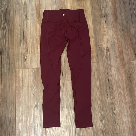 Lululemon All The Right Places 23” Crop - Picture 2 of 3